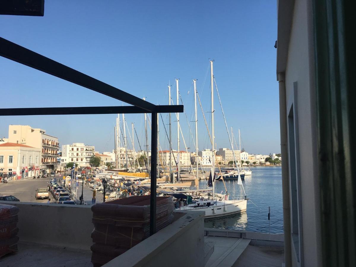 Aegli 1876 Hotel Tinos Bagian luar foto