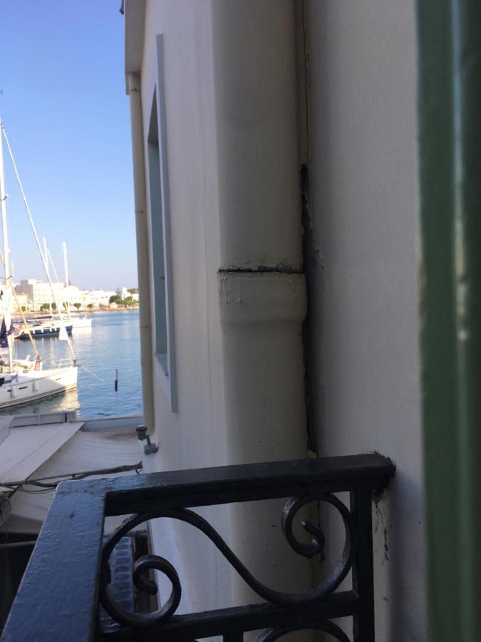 Aegli 1876 Hotel Tinos Bagian luar foto
