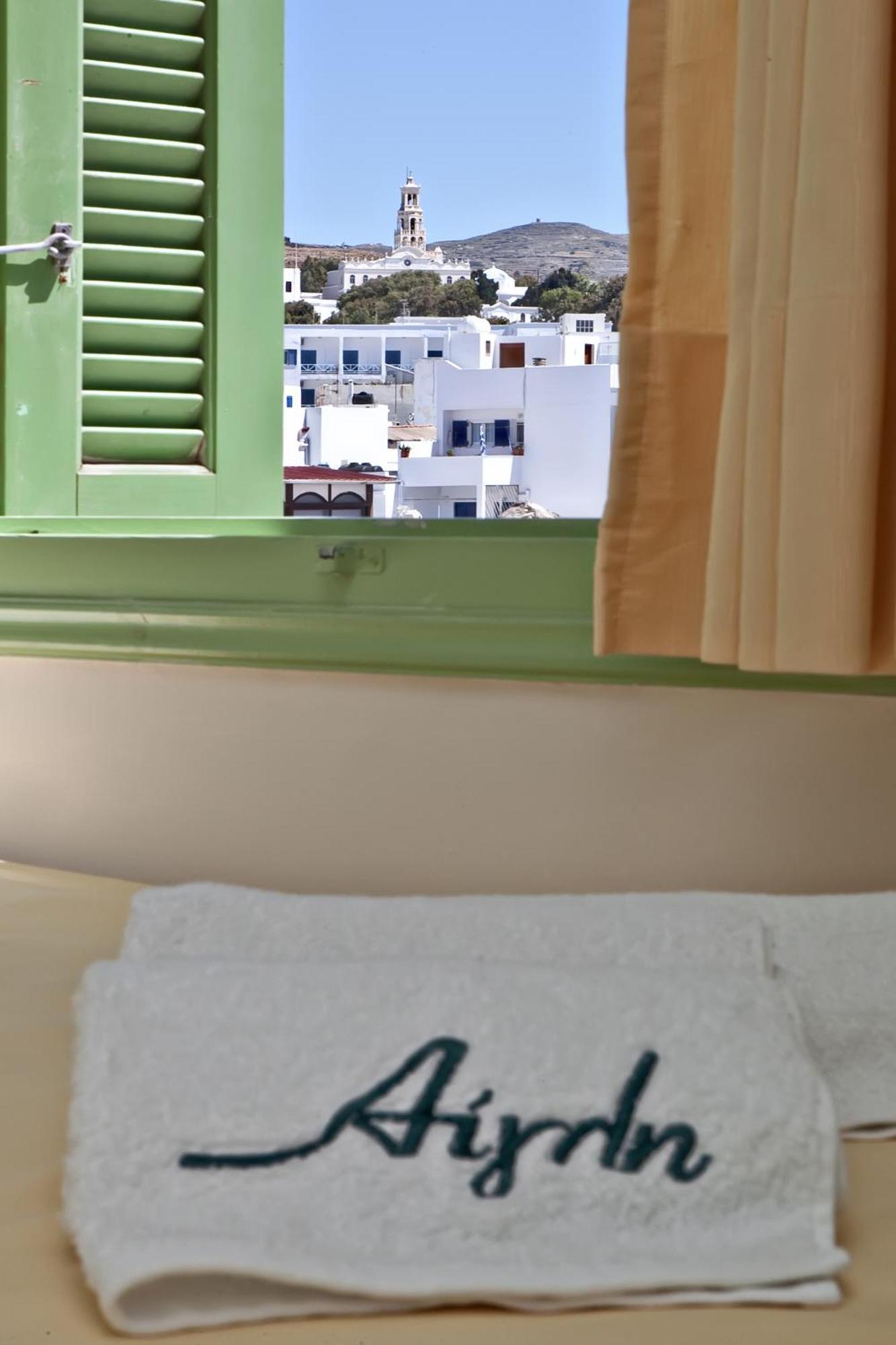 Aegli 1876 Hotel Tinos Bagian luar foto