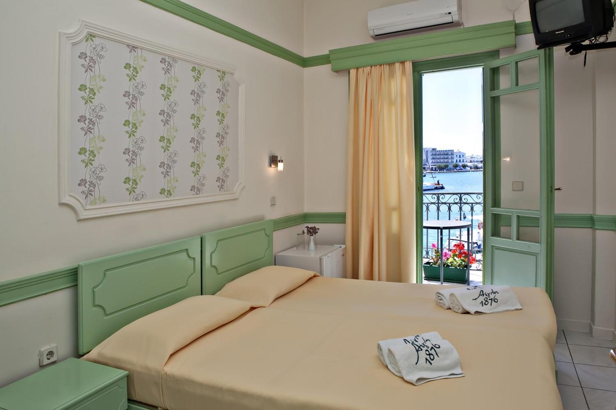 Aegli 1876 Hotel Tinos Bagian luar foto