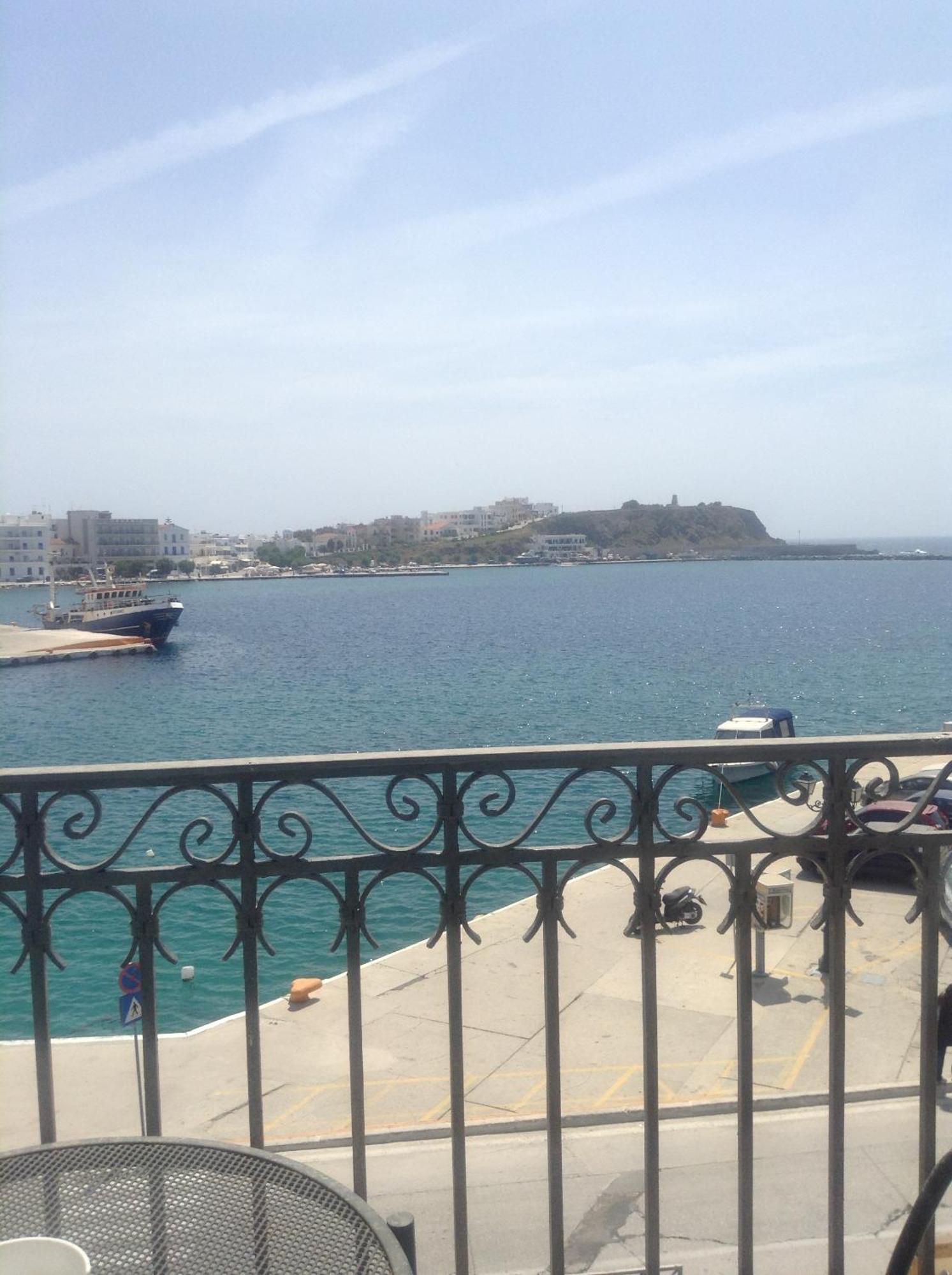 Aegli 1876 Hotel Tinos Bagian luar foto