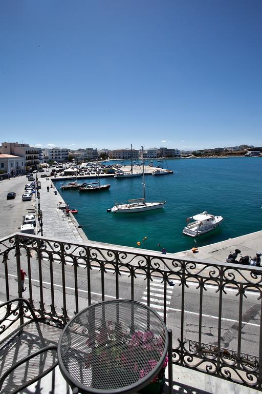 Aegli 1876 Hotel Tinos Ruang foto